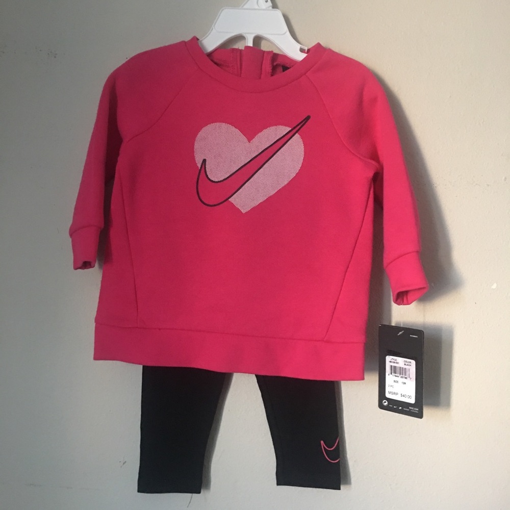 NWT Baby Girl Winter Outfit Size 12 Months